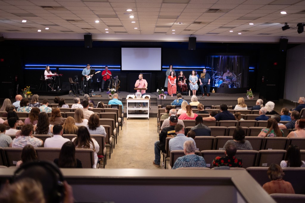 Sunday worship at Grace Church